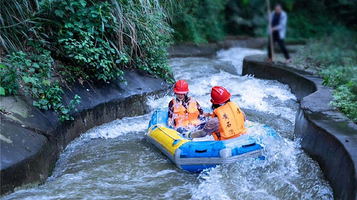 大围山黄石洞生态漂流