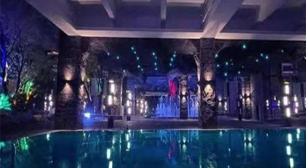 新海都半山温泉城