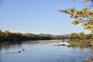 黑山头中俄界河景区