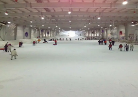 达永山四季滑雪馆