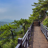 铜锣寨风景区