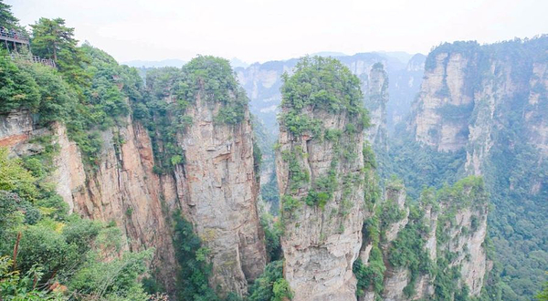 乾坤柱(阿凡达悬浮山)