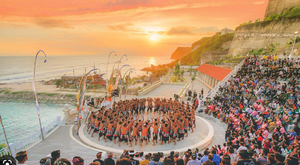 Melasti Beach 火舞表演