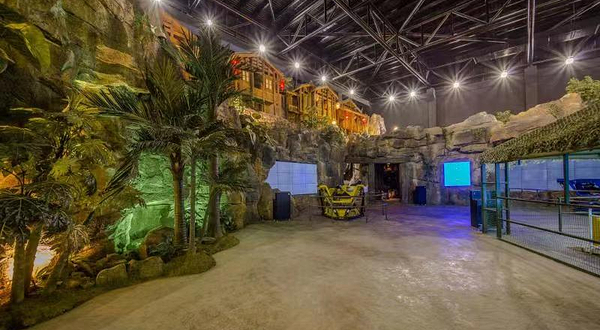 山地旅游体验馆