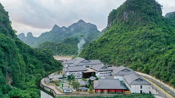 Yoko Onsen Quang Hanh 温泉度假村