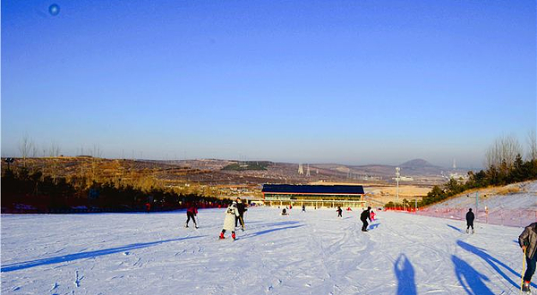 海兰江滑雪场