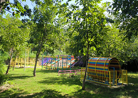 新中镇杨树沟风景区-鹿山秘境