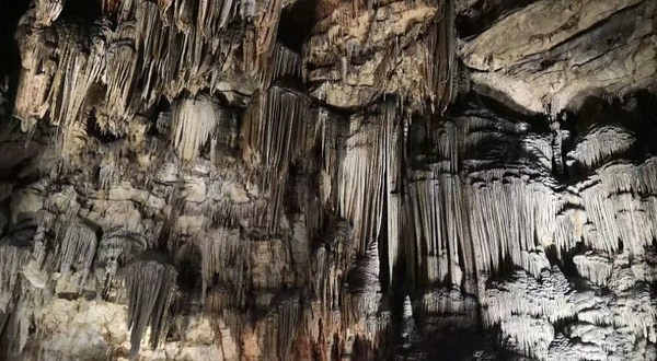 燕子洞风景区