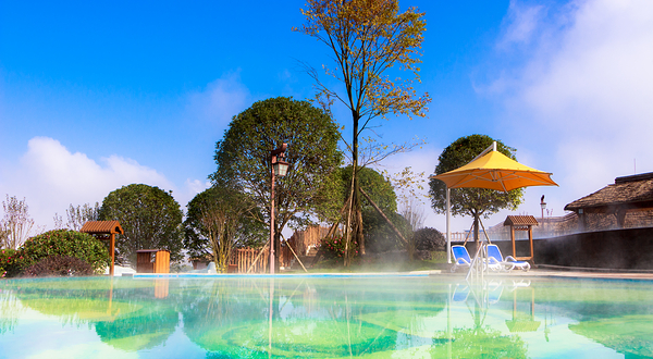 四季贵州山地温泉水世界