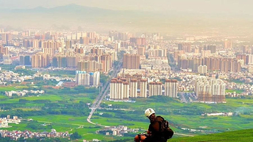 贵港百花山滑翔伞基地