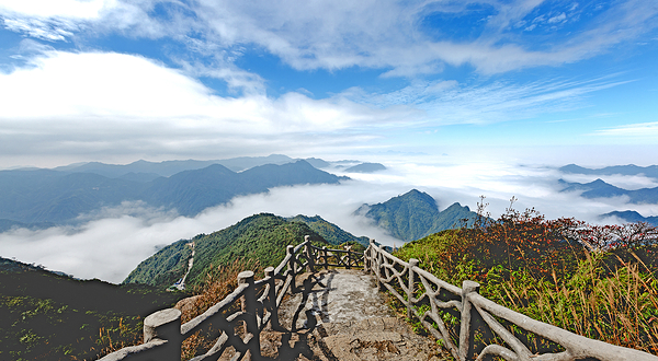莽山旅游区(西门)