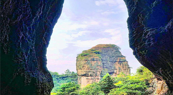 仙姑岩红军营景区