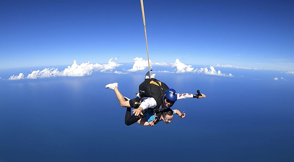 博鳌海上跳伞基地