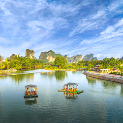 遇龙河竹筏漂游