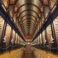 都柏林圣三一学院图书馆