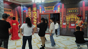 石牛寨皇帝宝座古装体验馆