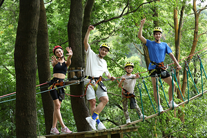飞越丛林探险乐园