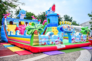 铭投五源河潮玩市集