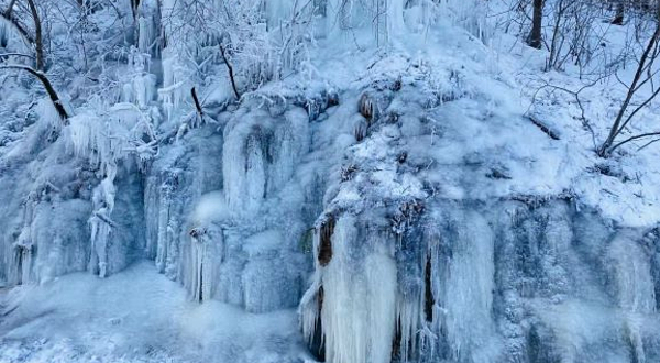 云帽峰(台沟山庄)