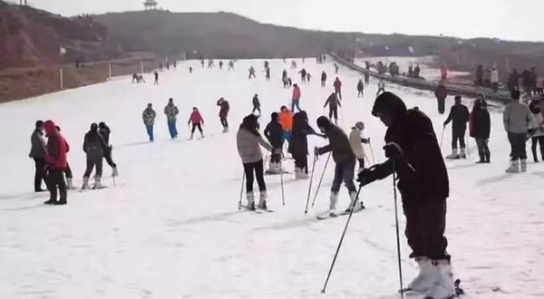 望海楼滑雪场