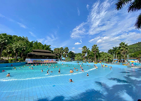 山湖智慧露营地