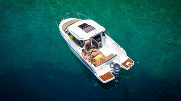 新腾航海游艇俱乐部