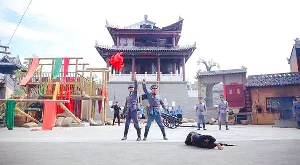 《二虎守长安》演出