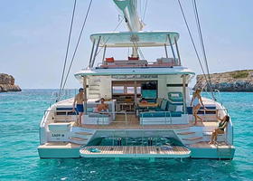 新慕悦游艇俱乐部(三亚店)