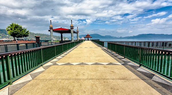 伊达邵码头平台