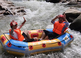 大歇湾浪谷漂流