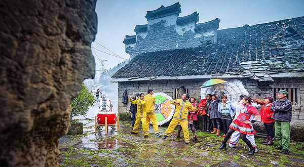 锣圈岩地质公园矅天眼景区