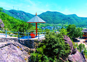 白龙谷滑道漂流