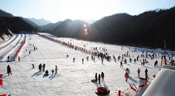 洛阳木札岭滑雪场