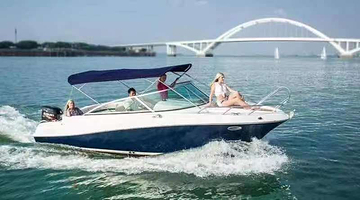 五通翔龙海上运动中心