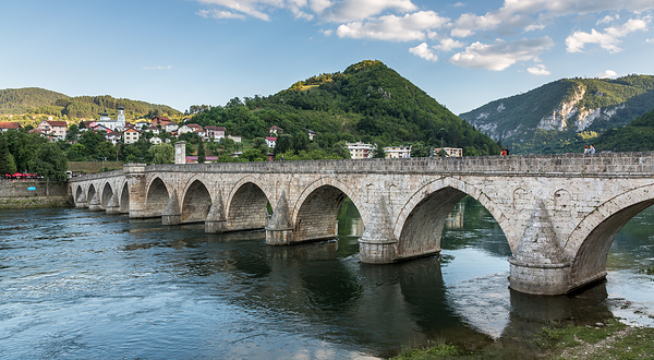 穆罕默德・帕夏・索科洛维奇桥