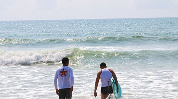 平潭岛麒麟冲浪俱乐部