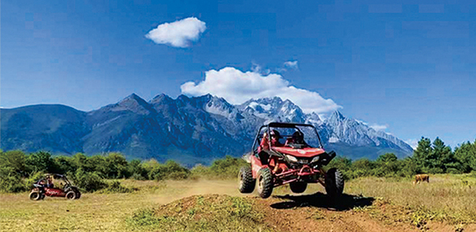 丽江雪山猎鹰谷景区