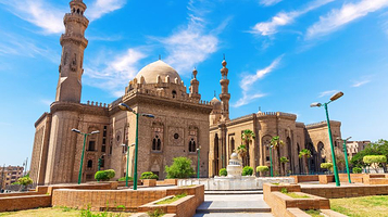 苏丹·哈桑清真寺