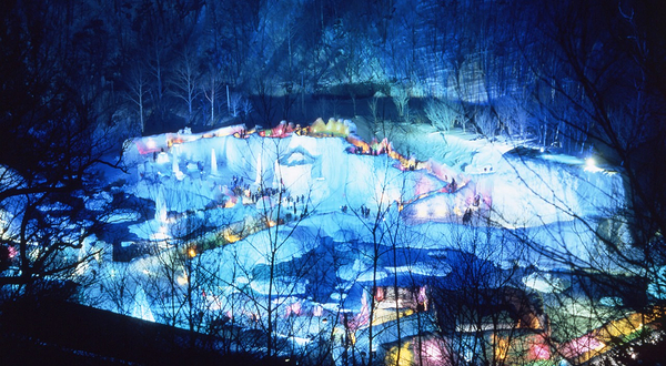 层云峡温泉冰瀑节