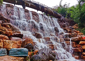 古龙峡大瀑布群