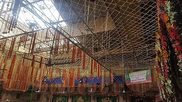 班克比哈里寺庙