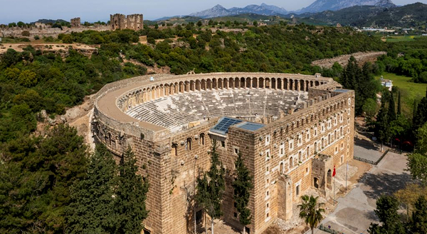 阿斯班多斯古剧场