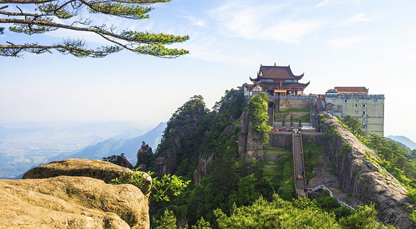 九华山