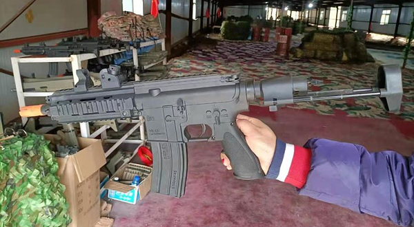 棋盘山原郡越野车