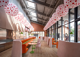 暖亲家庭成长中心