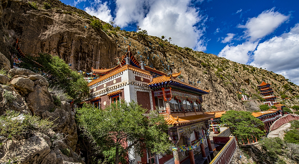 贺兰山广宗寺（南寺）生态旅游区
