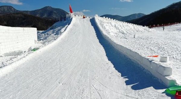 通化上龙头雪村