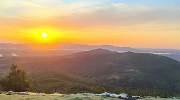 鹿门山滑翔伞飞行基地