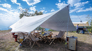 菠萝很忙露营地