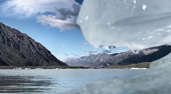 库克山冰湖游船